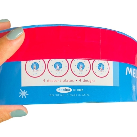 Sur La Table Christmas Snowman Dessert Plates 7.5" Set of 4 Holiday - Picture 5 of 12